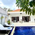 Cheerfull 2-Bedroom Villa Central Seminyak